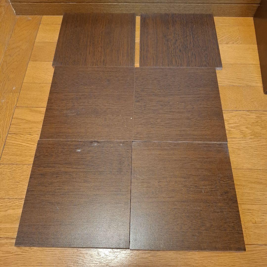 スリム木製ラック ブラウン 4棚 2扉 仕切り板6枚 隙間収納