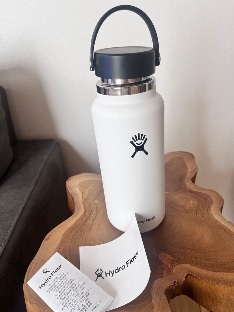 ✴︎HydroFlaskファミリアコラボ✴︎ステンレスボトル 946ml ホワイト