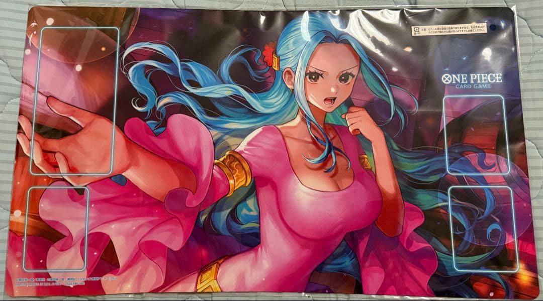 ワンピースカードゲーム ネフェルタリ・ビビ 公式プレイマット
