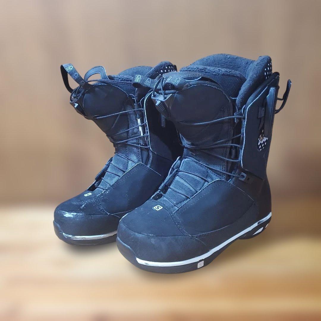 SALOMON スノーボードブーツ　23.5cm! 26108