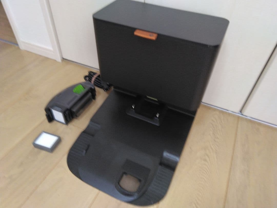 使用3カ月程度】ルンバij用クリーンベース&専用ダストボックスA - メルカリ