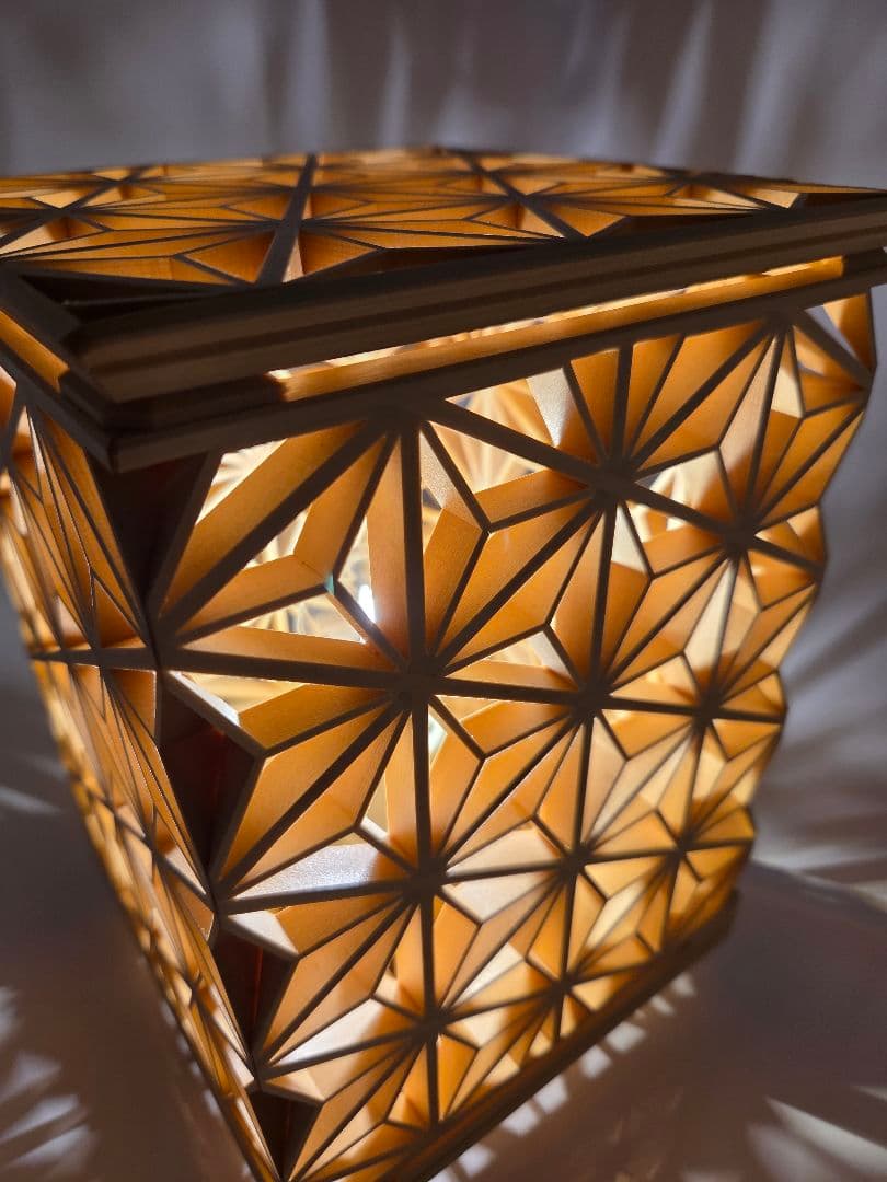 麻の葉45°組子ランプ、組子、組子細工、伝統文化、伝統工芸品、 - メルカリ