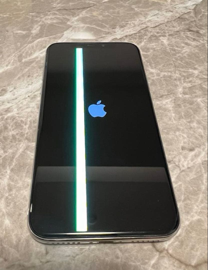 iPhone X シルバー 256GB 液晶不良あり 動作正常 初期化済 - メルカリ