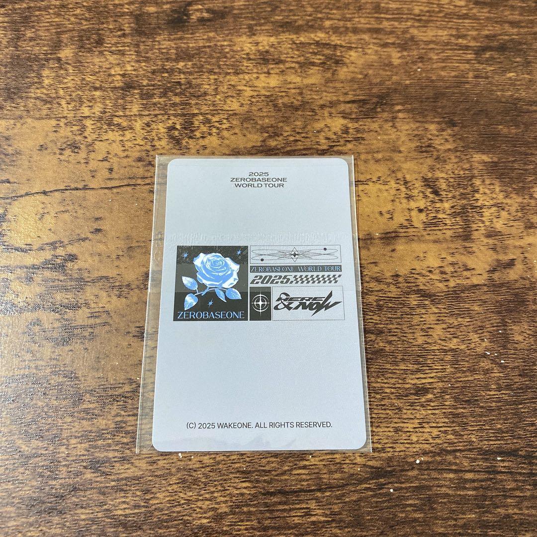 ZEROBASONE zb1 here&now パーカー トレカ ゴヌク - メルカリ