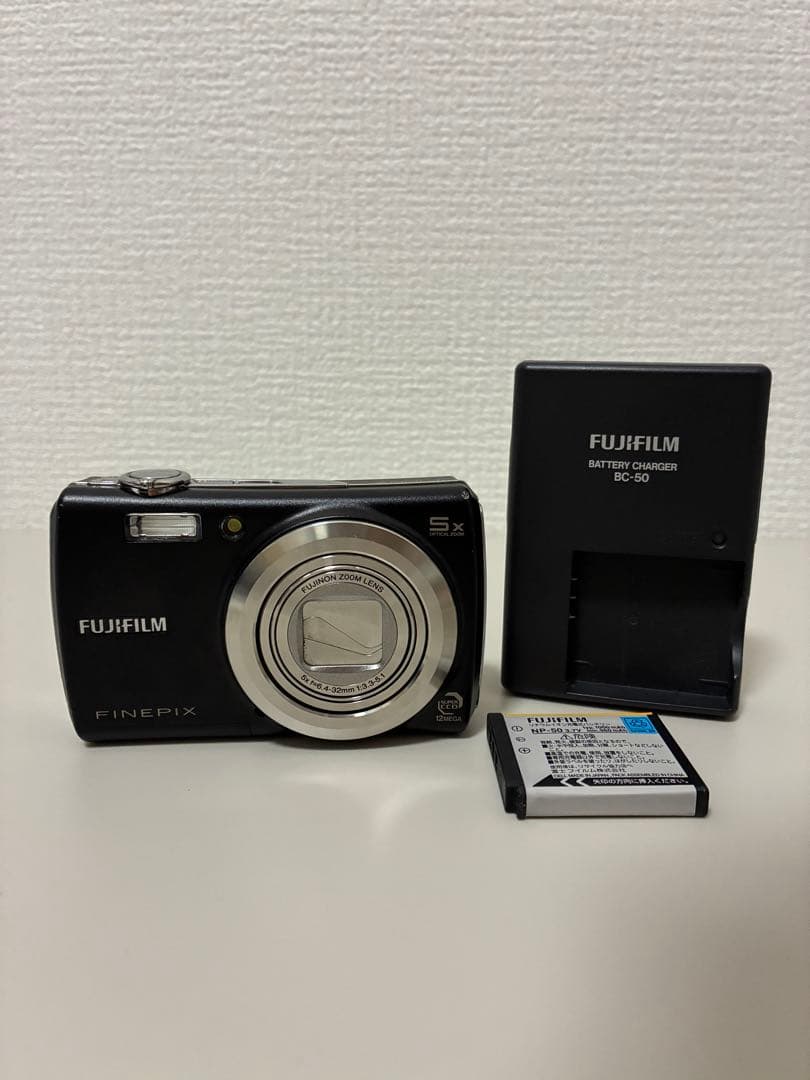 デジカメ　富士フイルム　FinePix F100fd Amazon | FUJIFILM デジタルカメラ FinePix(ファインピックス) F100fd
