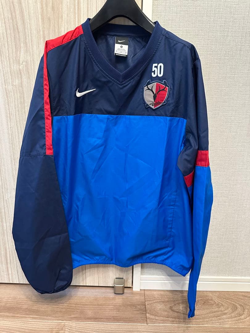 鹿島アントラーズ NIKE チームスタッフ支給ウェア リリース情報】NIKE社製 鹿島アントラーズ 2024シーズンユニフォームの