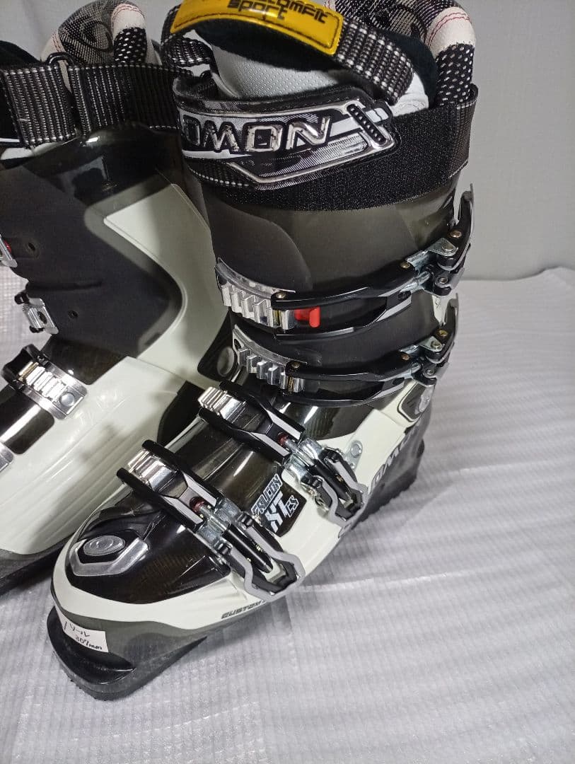 SALOMON ファルコン ST CS 26.0cm　カービング　パウダー