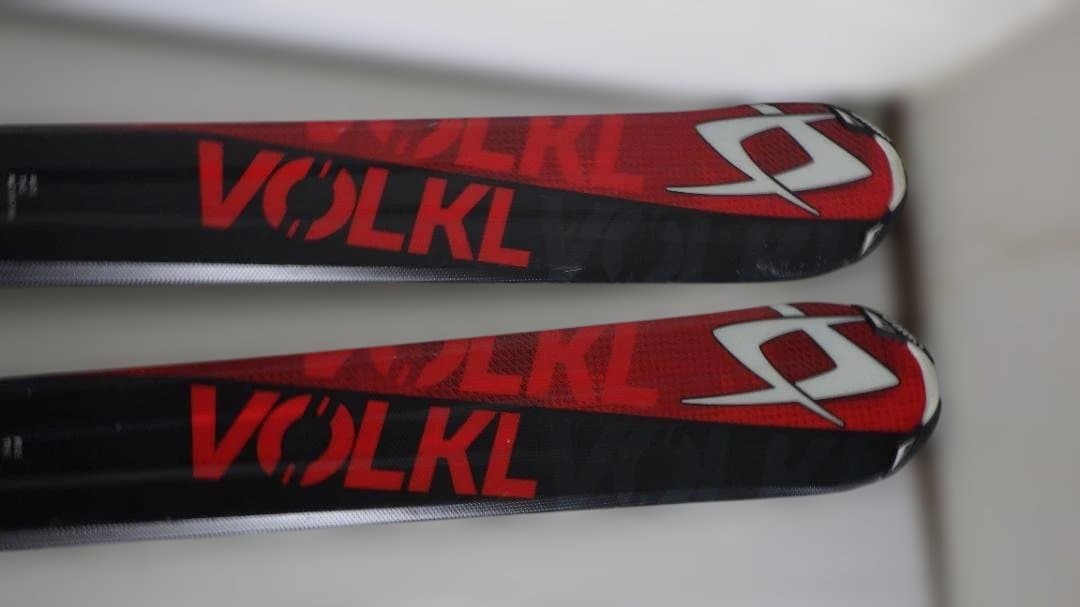 VOLKL RTM TIP ROCKER 173 スキー板 黒/赤 カーボン訳有 - メルカリ