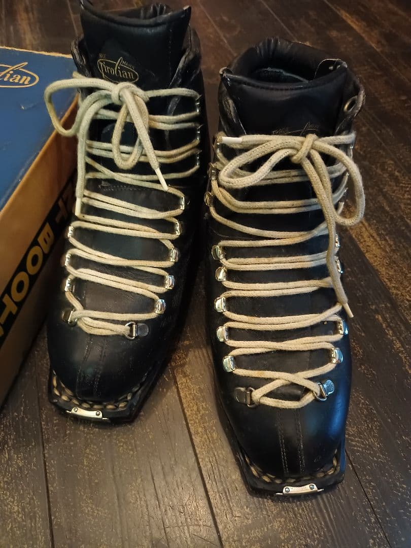 期間限定値下げ中】昭和レトロ マウントブーツ スキーブーツ スキー靴