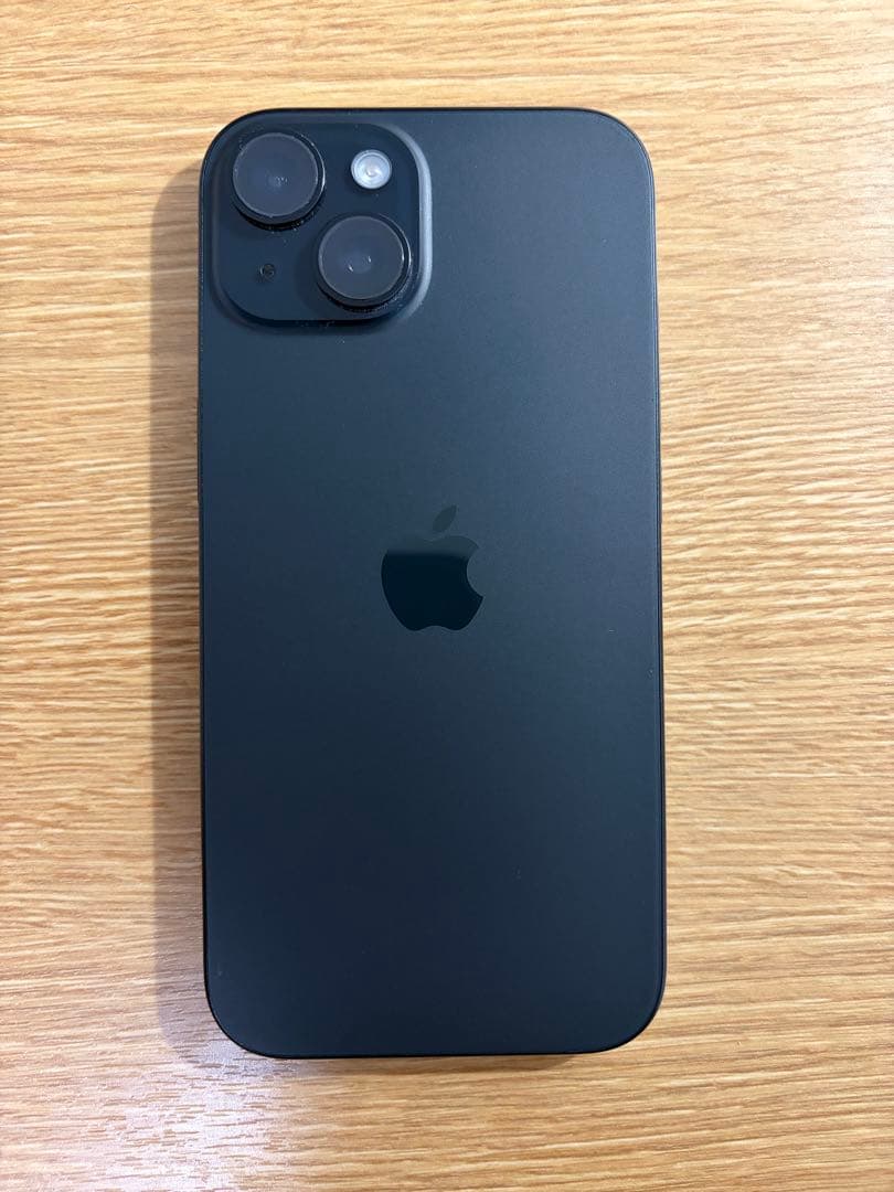 (美品)iPhone15 ブラック 本体(ケース付) iPhone 15 256GB - ブラック（SIMフリー）[整備済製品] - Apple（日本）