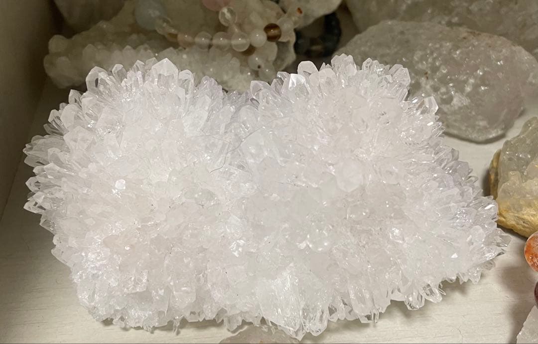 天然石オブジェ╰(*´︶`*)╯k 𐩢𐩺 @amadocoro_dessert.stone →天然石×レジンと14kgf 日々のご褒美