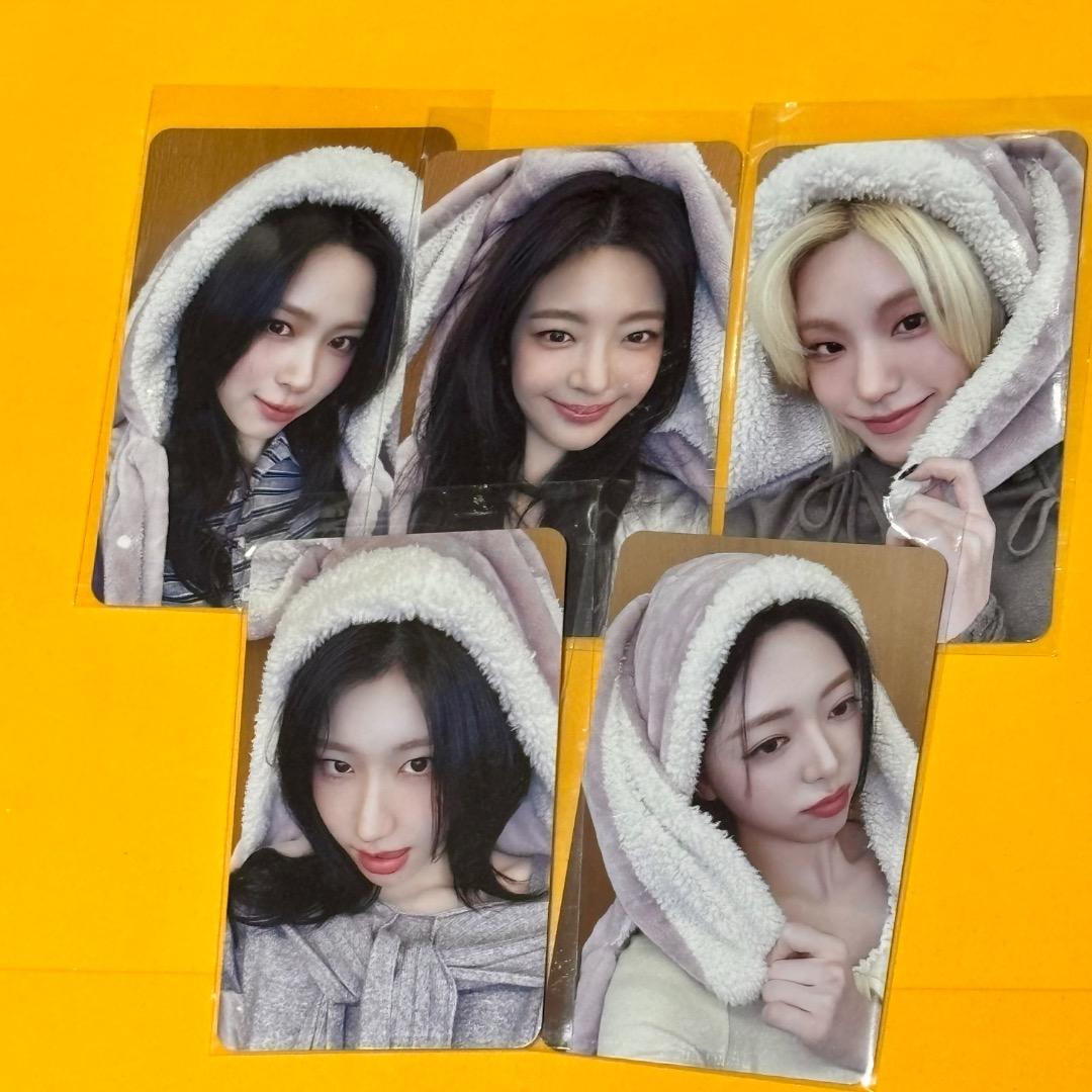 ITZY TUNNEL VISION Makestar トレカ コンプリート - メルカリ