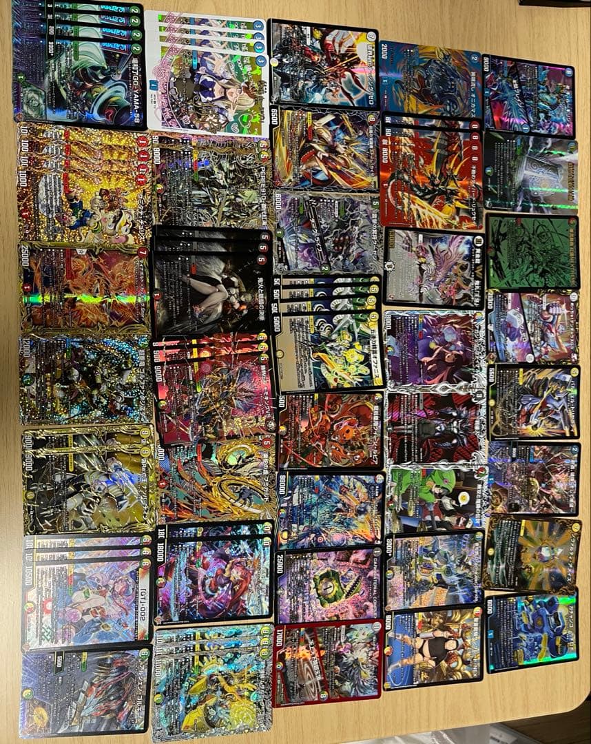 デュエマ引退品 まとめ売り 光物約100枚 シク 銀トレ b 神アート
