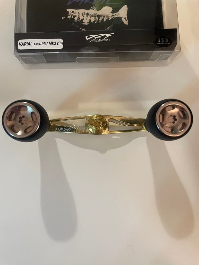 DRT VARIAL 95 ゴールドの通販はau PAY マーケット - 輸入雑貨のネット