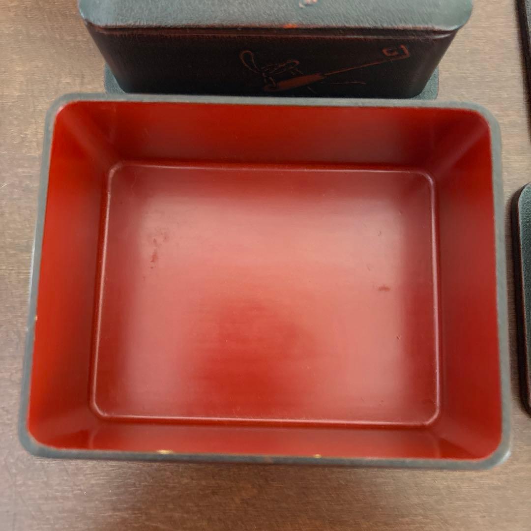 昭和レトロ 漆器 三段重 重箱 角重 民芸文様 蓋なしあり 宝箱 シール