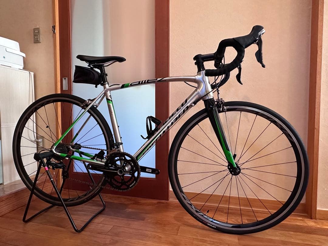 送料込】サイコン&ロードバイク スペシャライズド シマノ105 - メルカリ