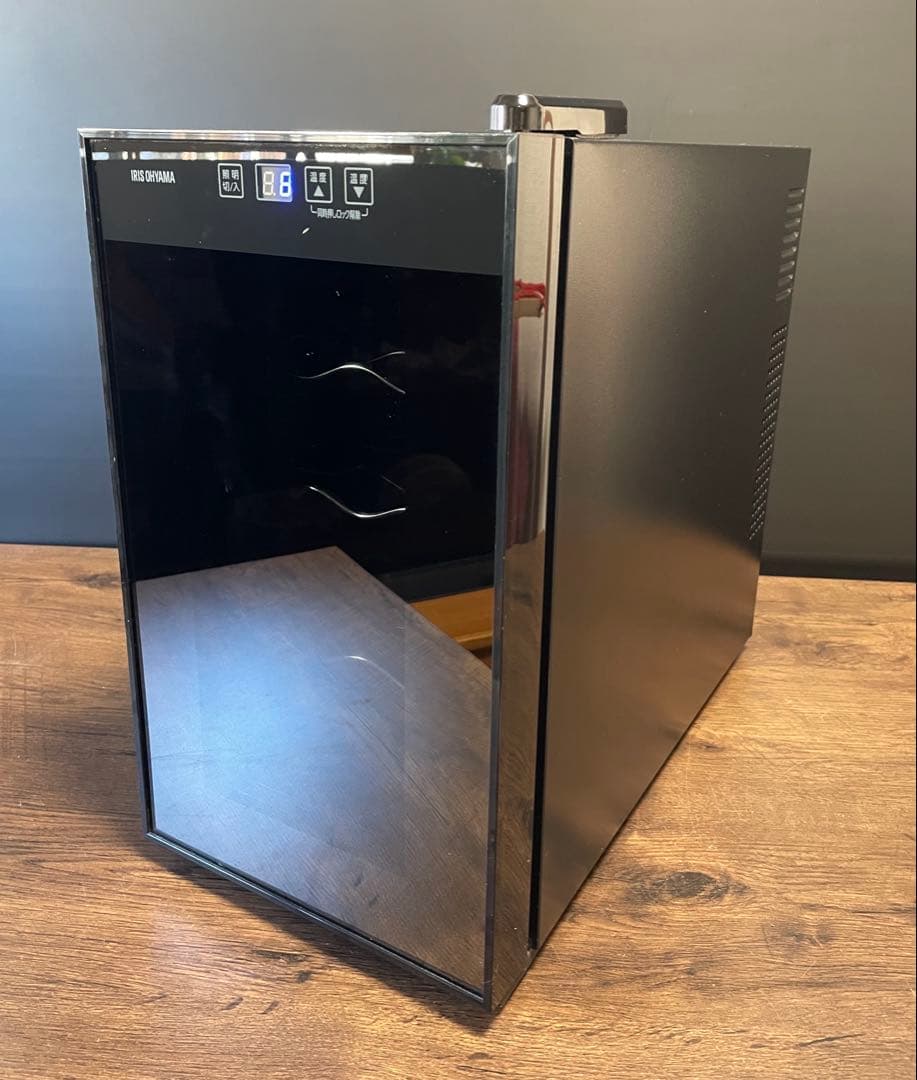 ワインセラー アイリスオーヤマ 2021年製 IRIS OHYAMA（アイリスオーヤマ） ワインセラー 32本 ペルチェ式 家庭