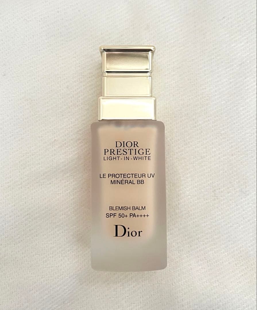新品♪ Dior プレステージ ホワイト ルプロテクター UVミネラルBB 00 ディオール / プレステージ ホワイト ル プロテクター UV ミネラル BB