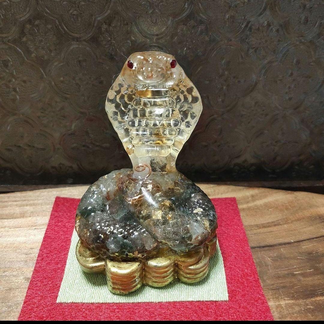 ☆yukiko☆オルゴナイト☆稲荷、コブラ☆