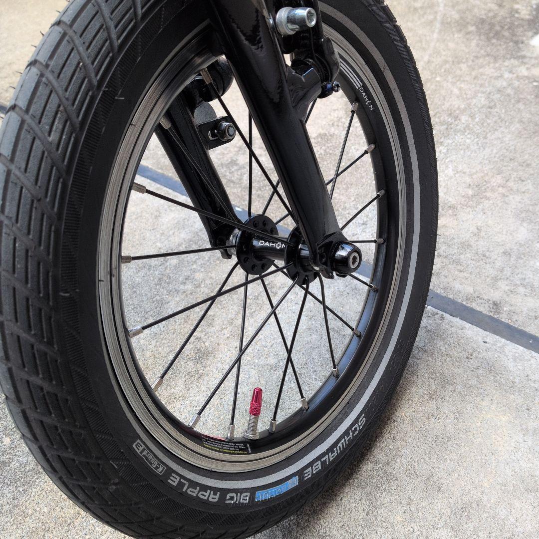 DAHON K3 BIG APPLEタイヤ 室内保管 - メルカリ