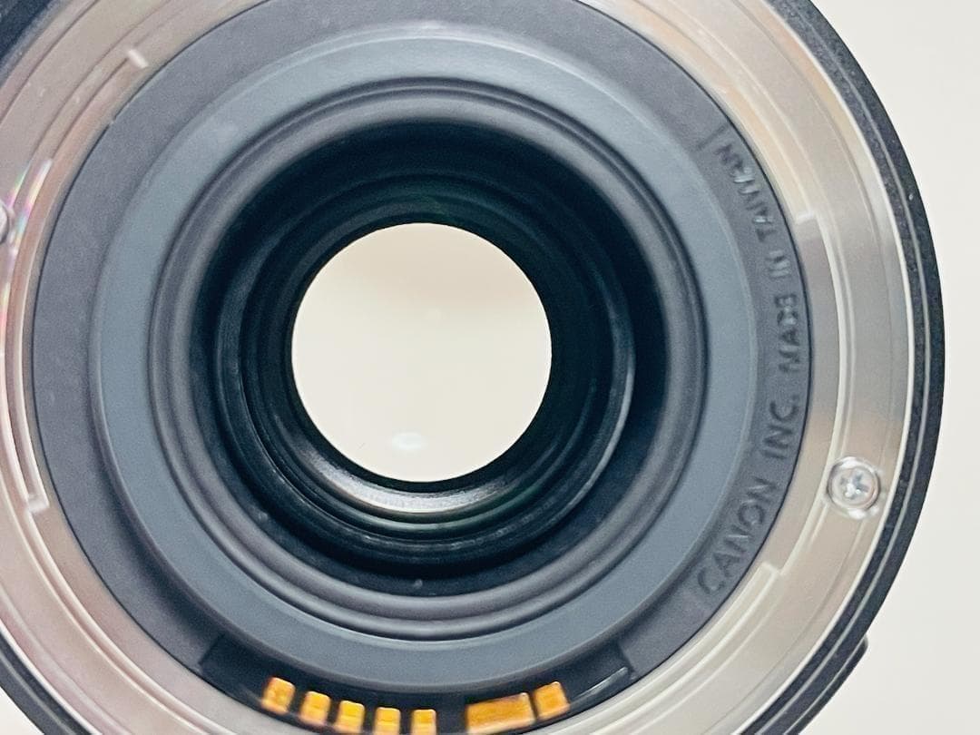 ☆美品☆Canon EF-S 18-200mm F3.5-5.6 IS キヤノン