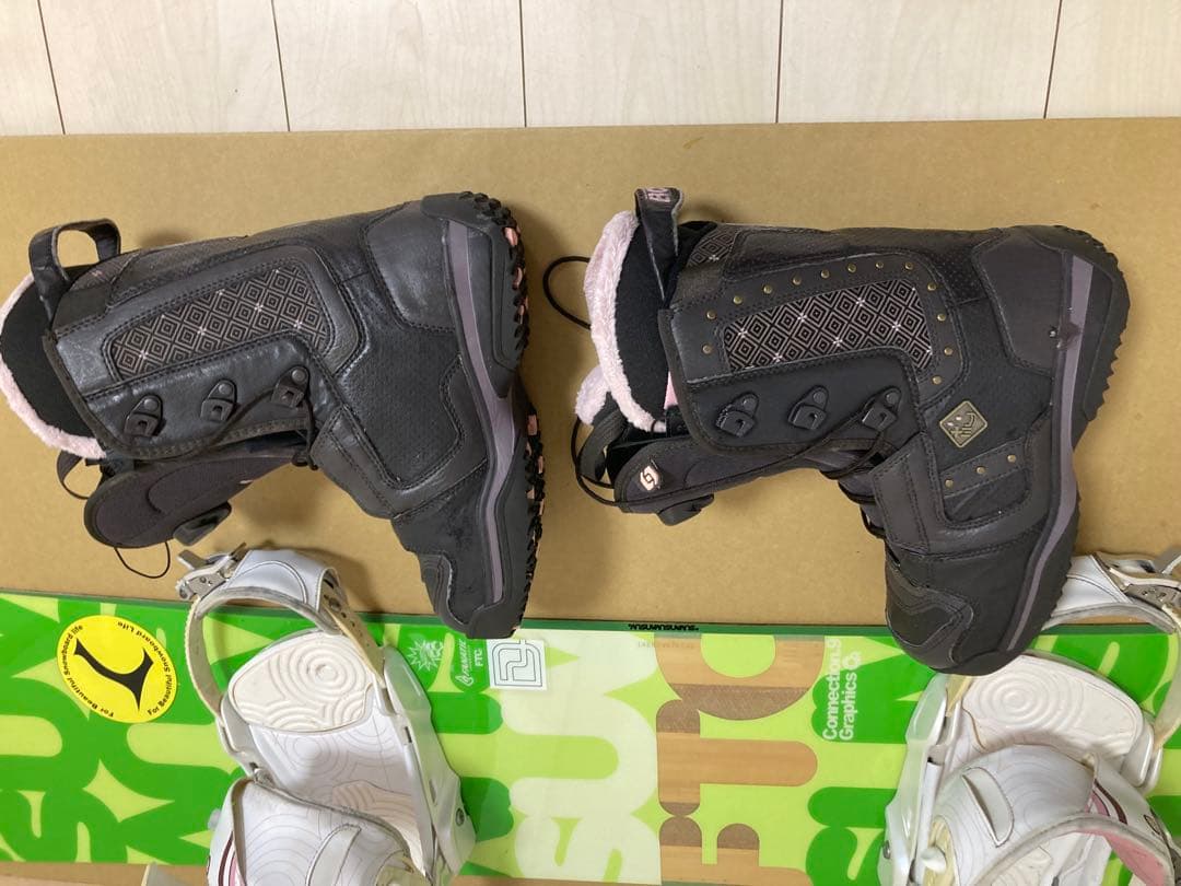 FANATIC スノーボード146cm サロモンビンディングM 24cmブーツ - メルカリ