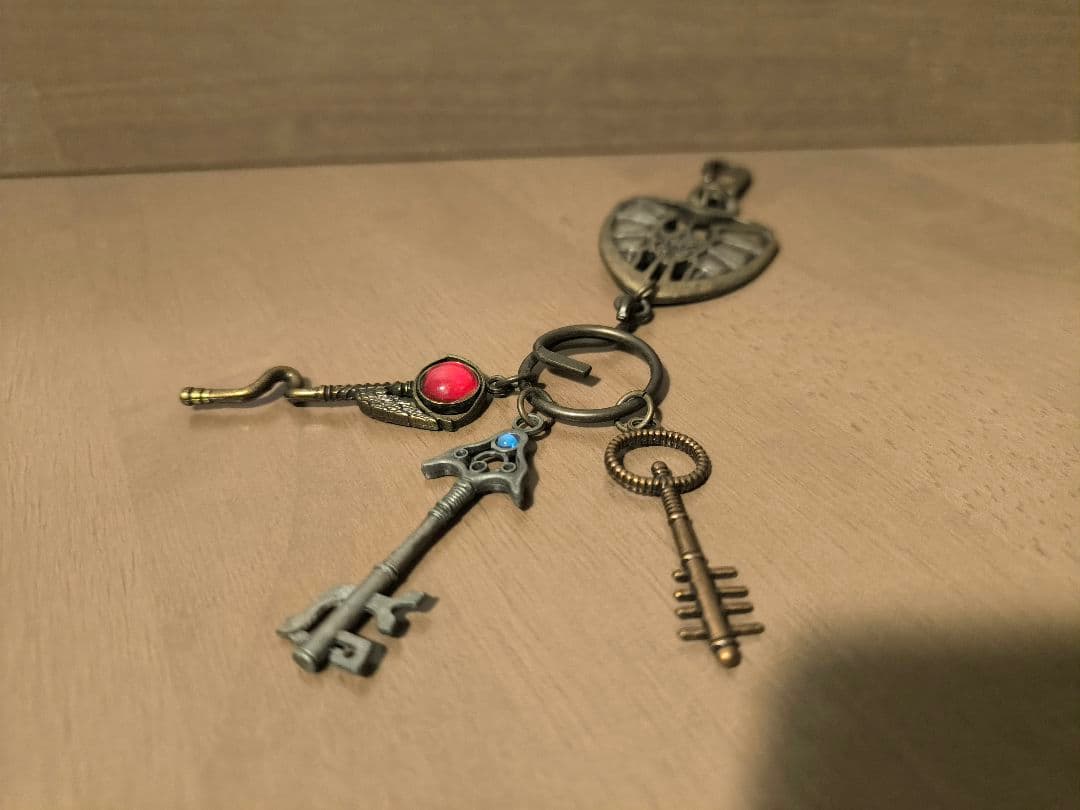 ドラゴンクエスト 最後・魔法・盗賊の鍵セット（宝石青版） - メルカリ