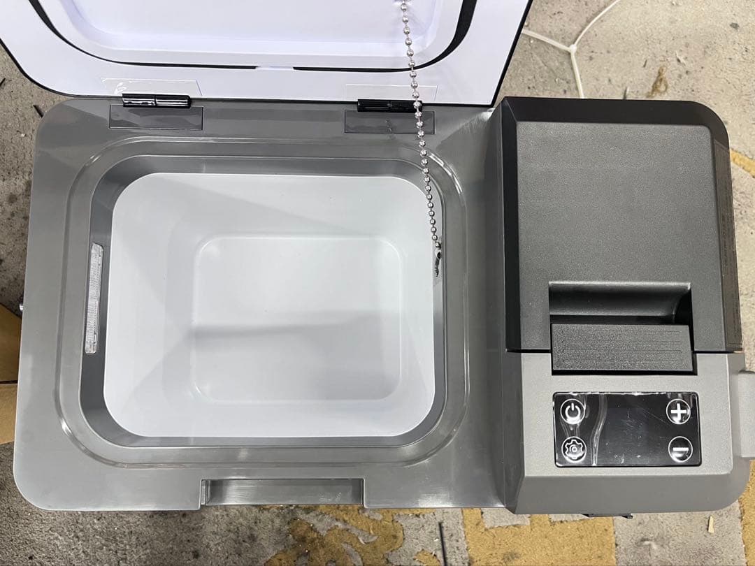 車載冷蔵庫 9L -20℃～10℃ 45W 12V/24V/内蔵バッテリー付