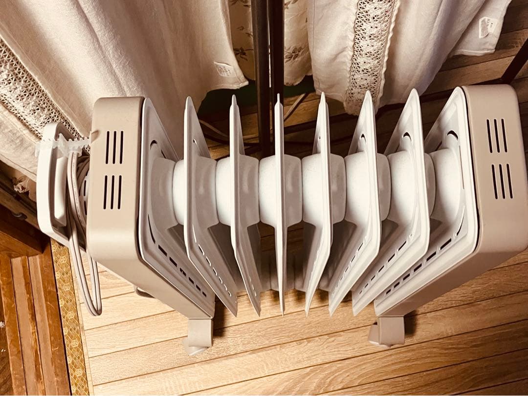 デロンギオイルヒーター（専門業者者梱包、配送） - メルカリ