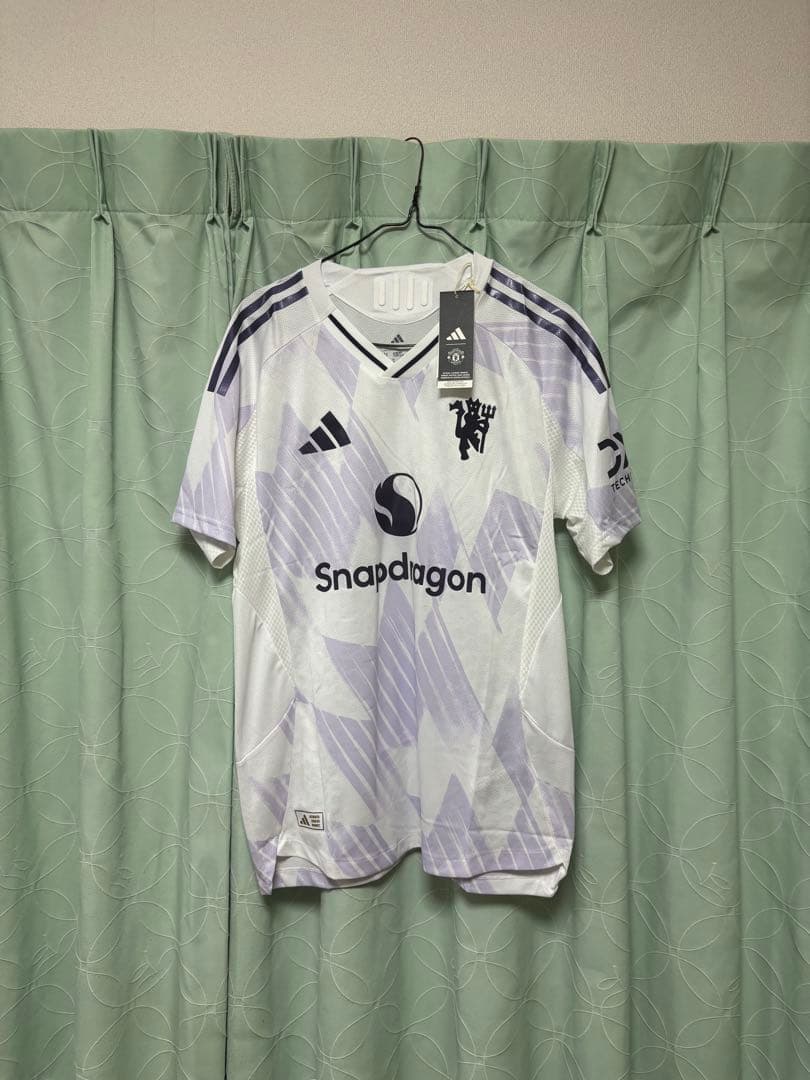 マンチェスター・ユナイテッド25/26アウェイオーセンティックMBEUMO#19 Buy Manchester United 25/26 Away Jersey with Mbeumo 19 Club