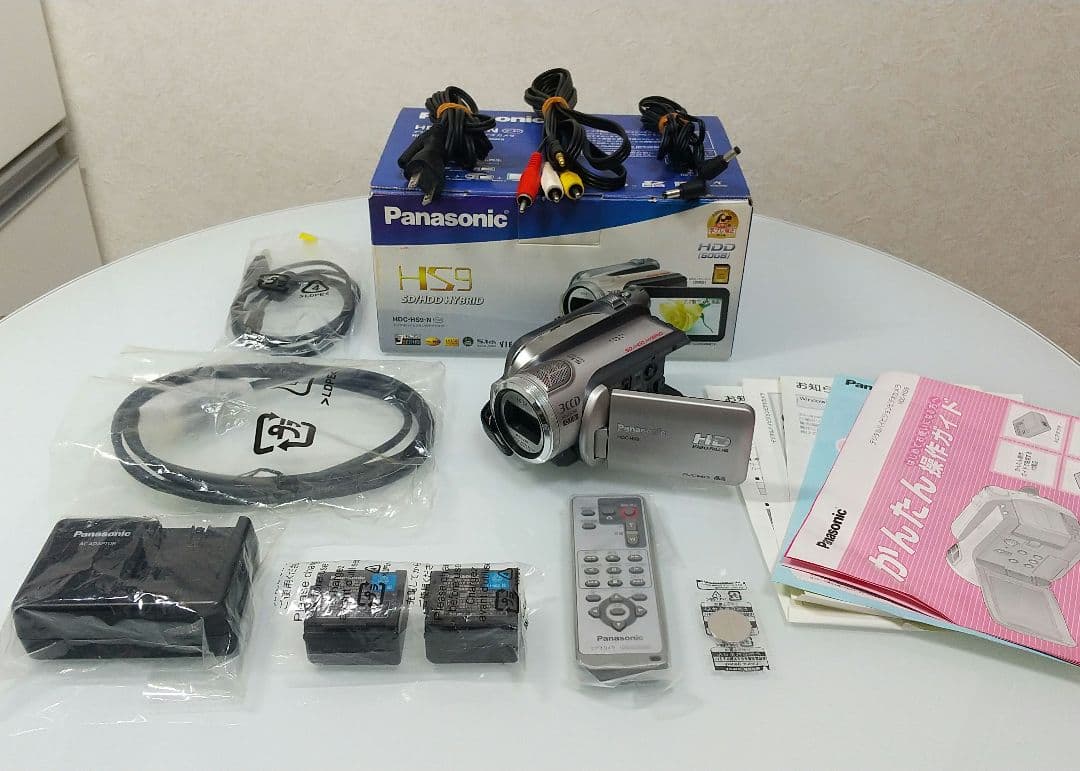 【美品】パナソニック FULL HD デジタルハイビジョン ビデオカメラ パナソニック Panasonic デジタルハイビジョンビデオカメラ ［フル