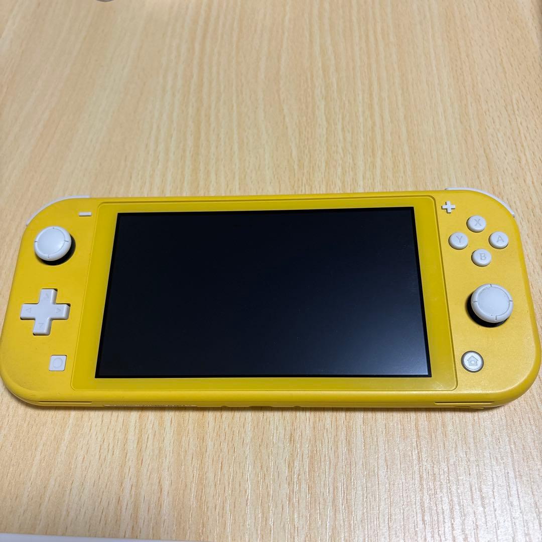 Switch light 本体　箱あり Amazon.co.jp: 【整備済み品】 Nintendo Switch Lite 本体 ザシアン