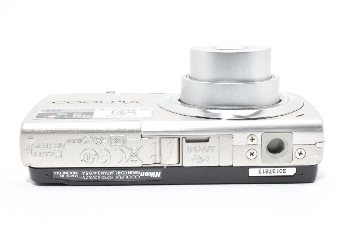 《 美品 》 ニコン　Nikon COOLPIX S230 シルバー