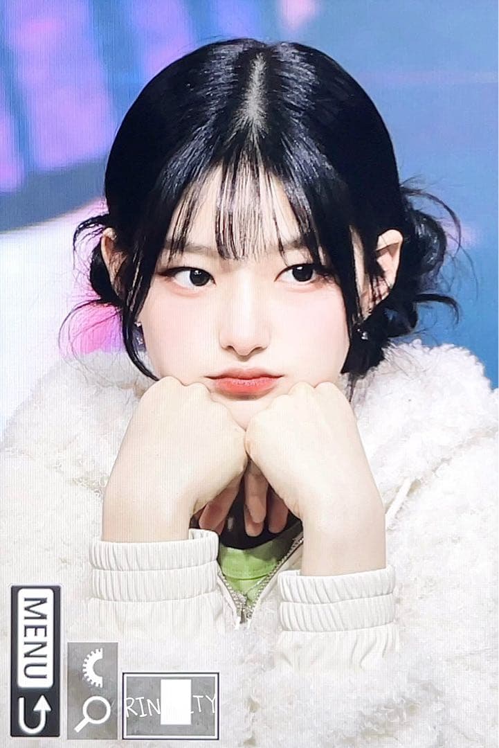 KISS OF LIFE ハヌル 直筆サイン チェキ ポラロイド② - メルカリ