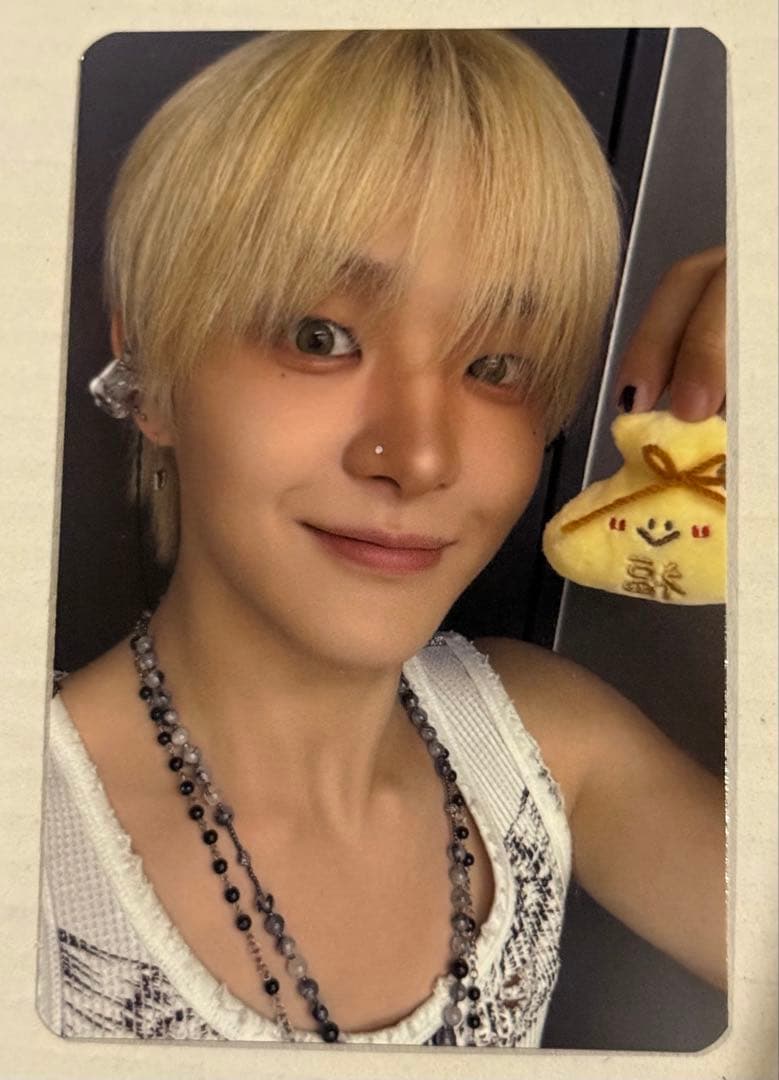 TREASURE シーグリ 2026 ジフン トレカ - メルカリ