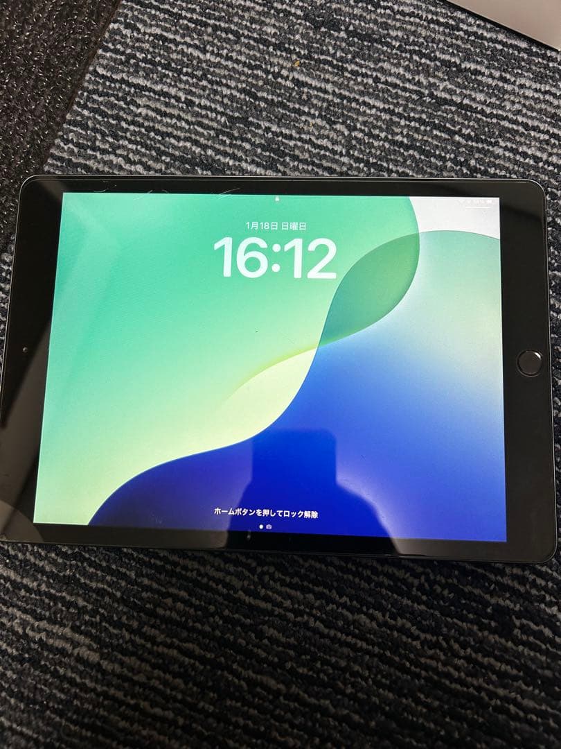 iPad (第8世代) 128GB スペースグレー iPad 第8世代 128GB スペースグレイ MYML2J／A 国内版SIMフリー [128GB