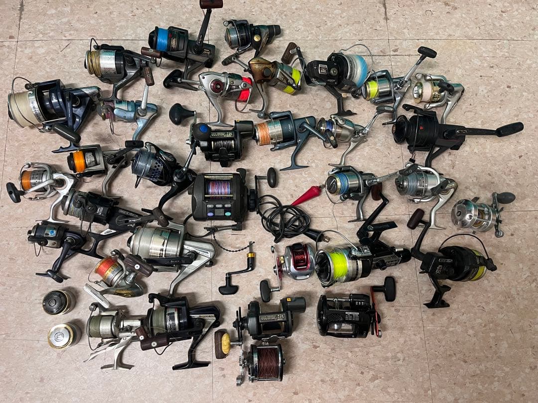 33個ジャンクリール SHIMANO DAIWA などまとめ売り - メルカリ