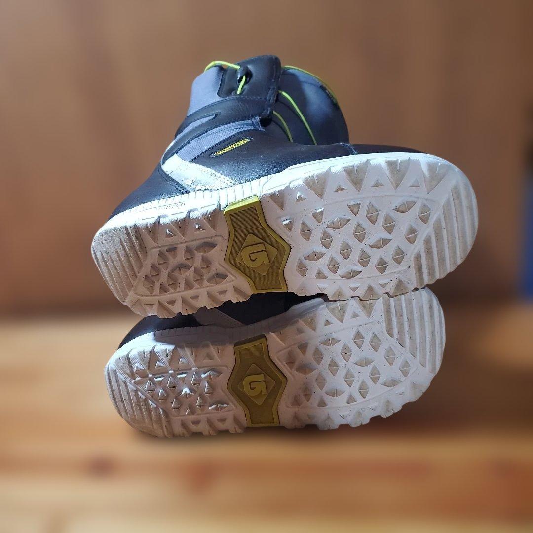 BURTON スノーボードブーツ 25.5cm! 26184