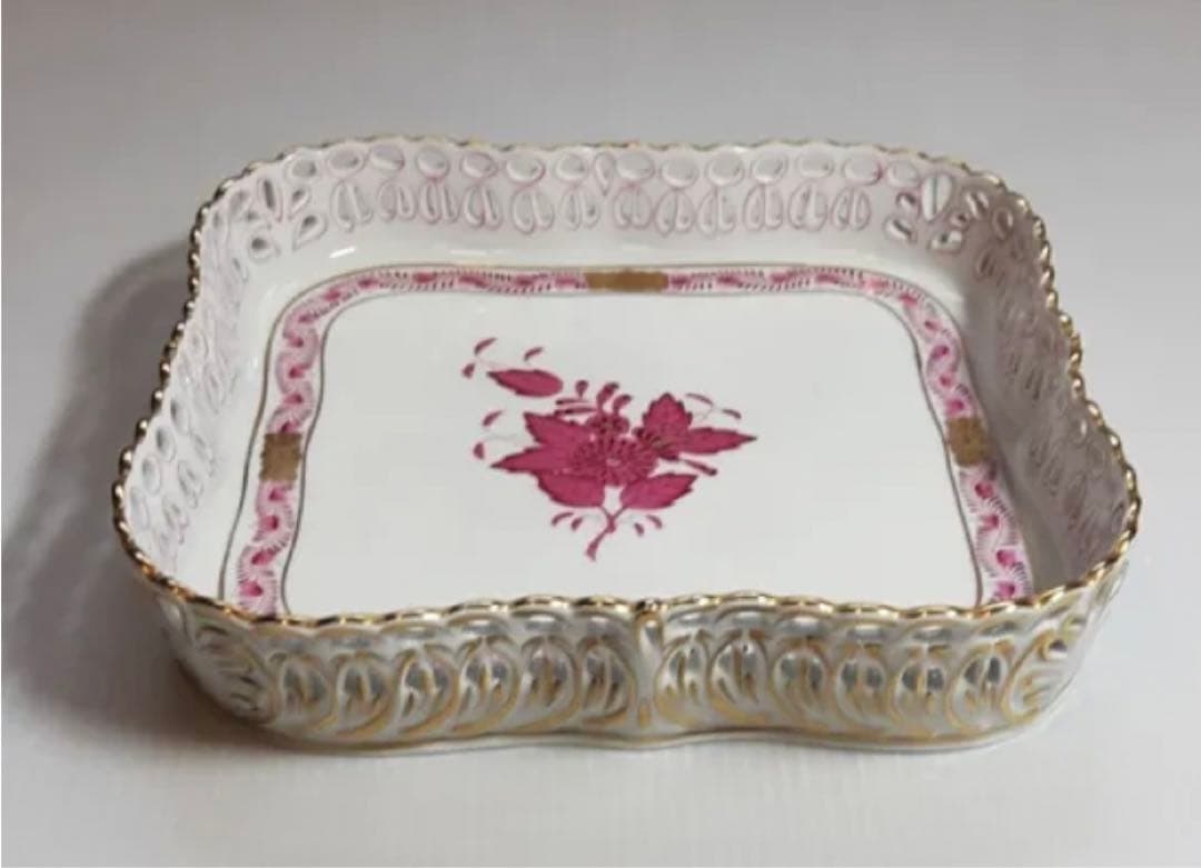 ヘレンド】プレート アポニー ピンク スクエア型プレート 透かし 未