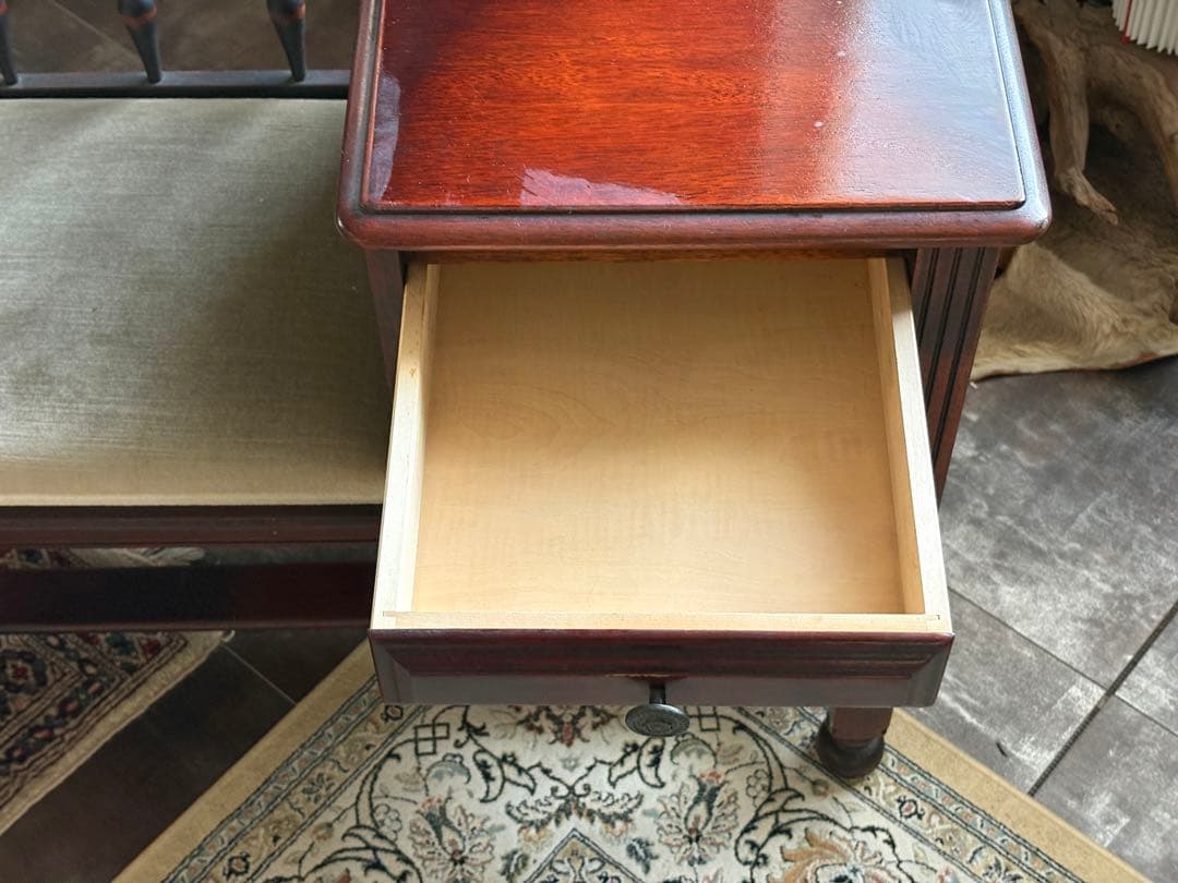 カリモク karimoku テレフォンベンチ コロニアル ビンテージ nZ