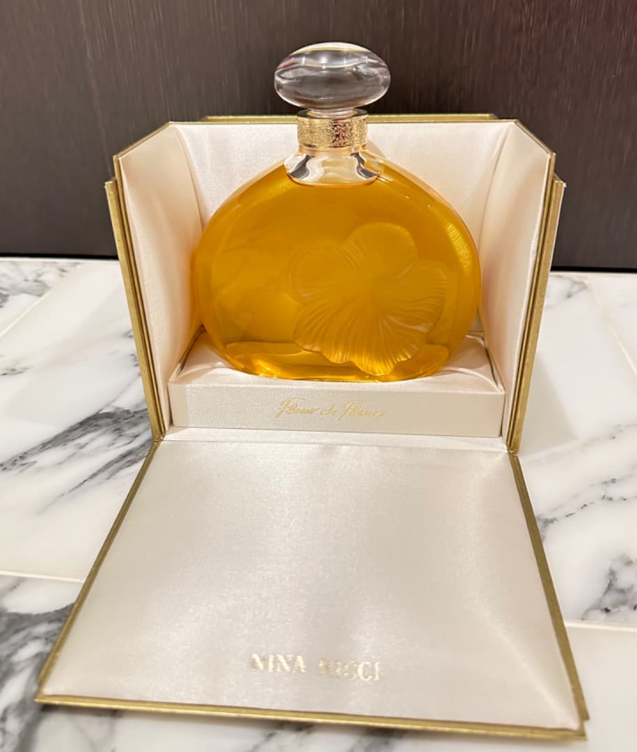 ニナリッチ ビンテージ ラリックのボトル フルールドフルール - メルカリ