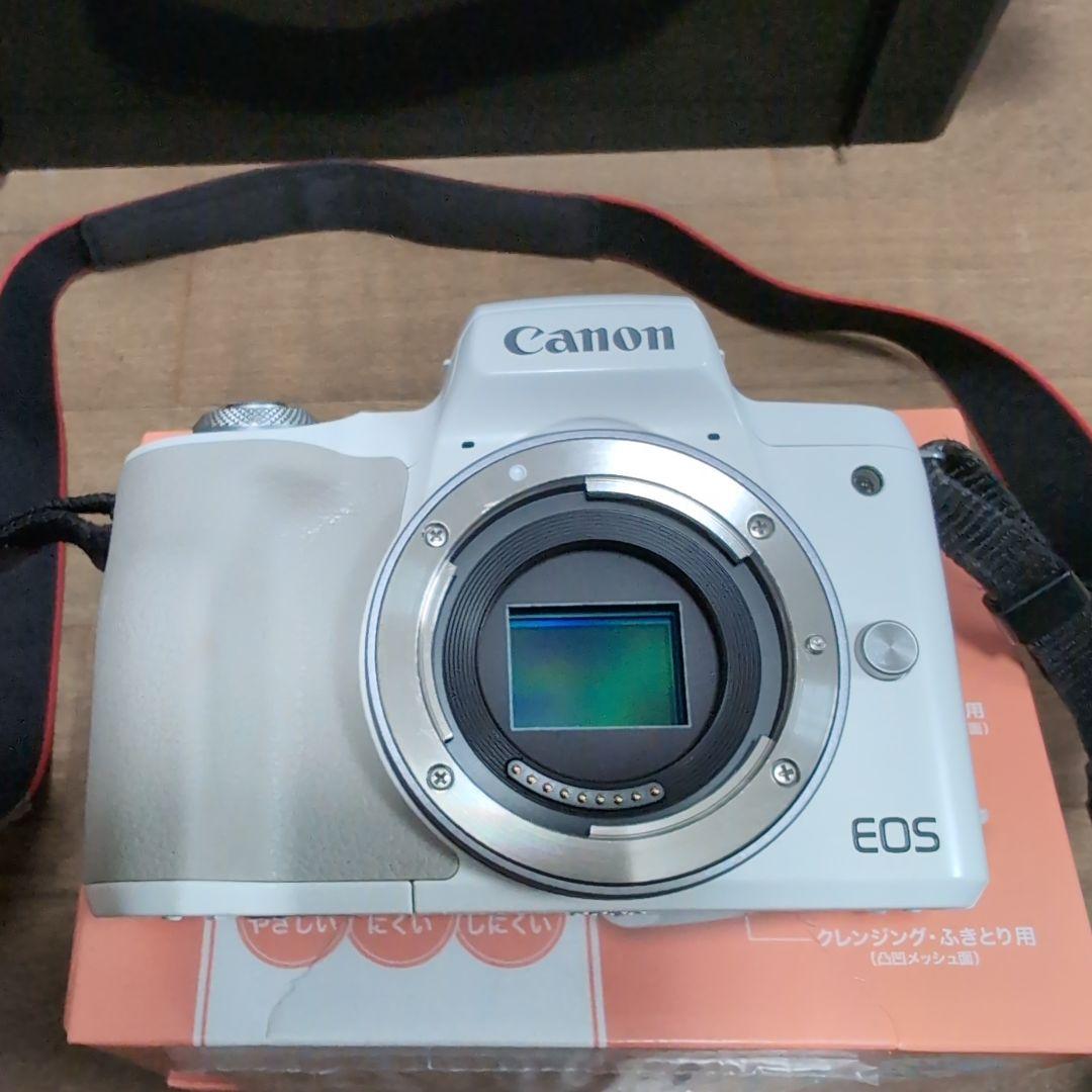 レンズ無し値引きします。キャノン KISS M2 ホワイト - メルカリ