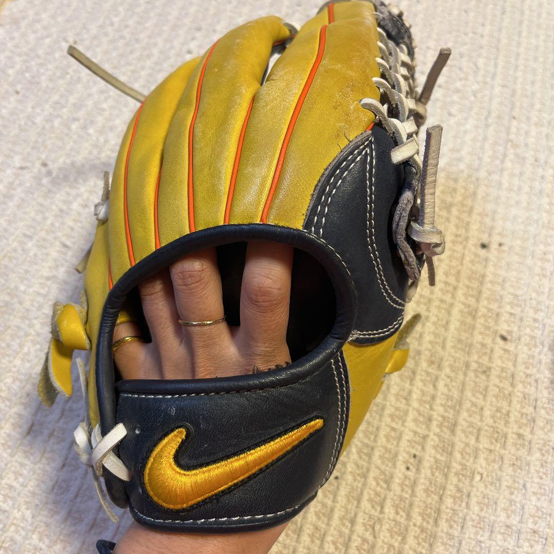 ナイキ 廃盤品 軟式グローブ - メルカリ