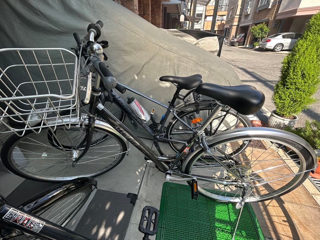シティバイク アルミ製 前バスケット付き　27インチ　美品 楽天市場】クラシカルクロスバイクグレーカラータイヤ軽量アルミ