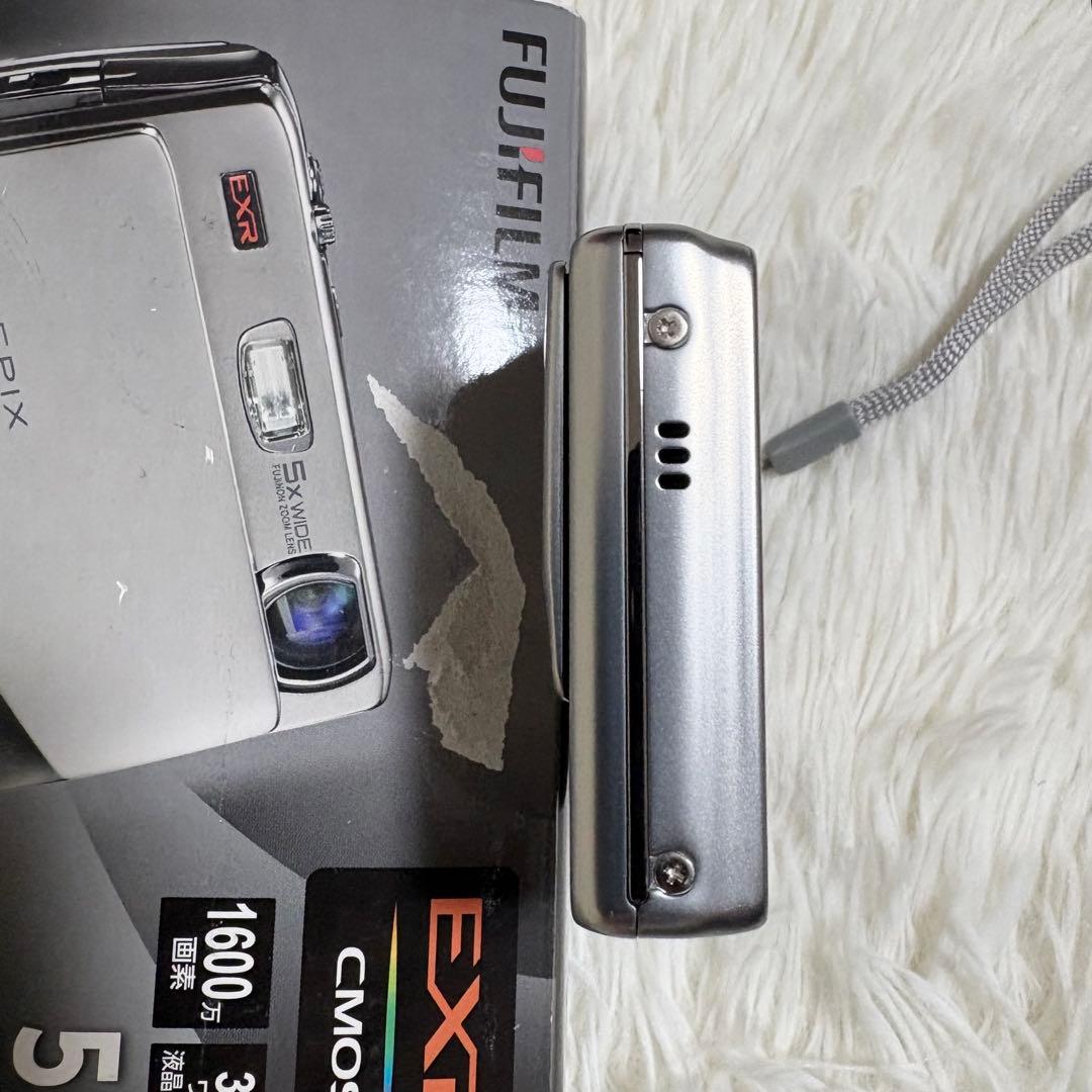 希少・箱付き】FUJIFILM FINEPIX Z900EXR シルバー - メルカリ