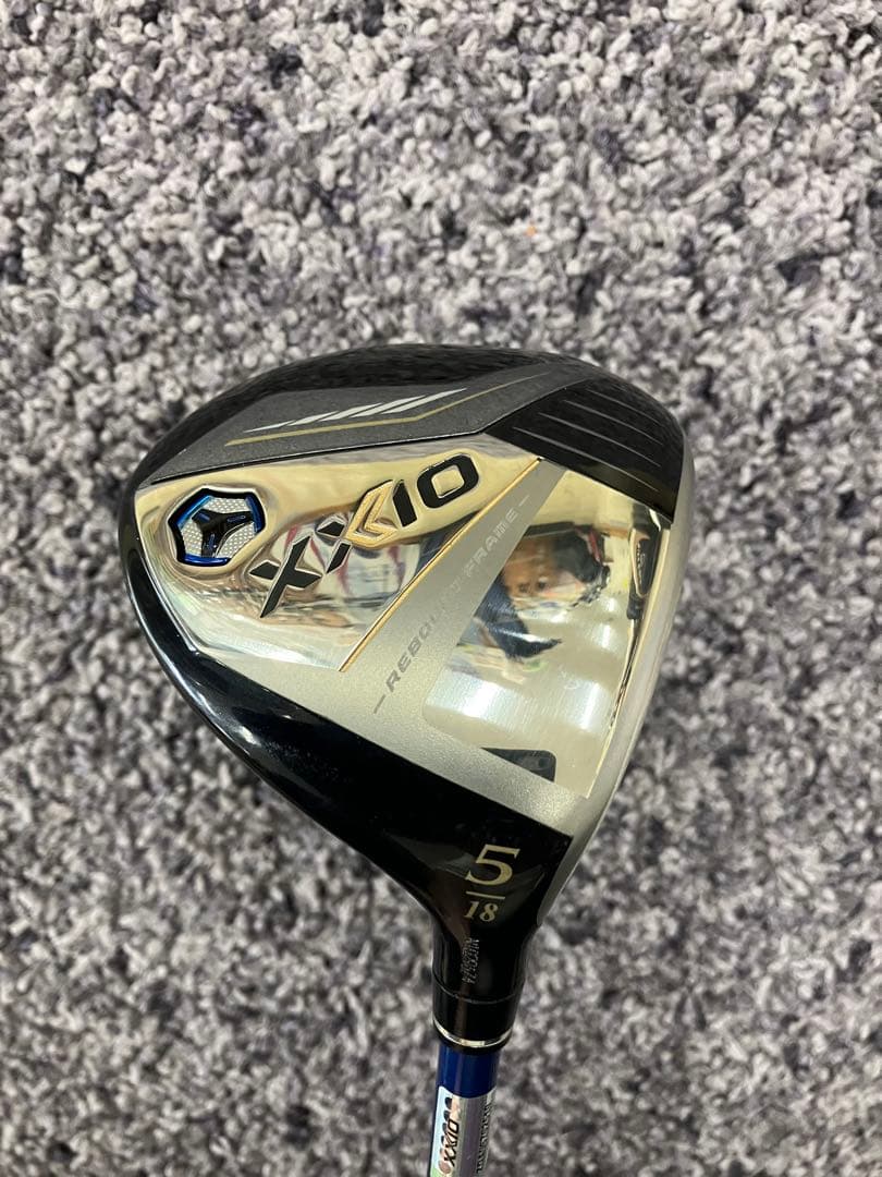 美品　ゼクシオ13 5W 18° MP-1300 R 42.75インチ ゼクシオ 13 フェアウェイウッド ネイビー MP1300 カーボンシャフト