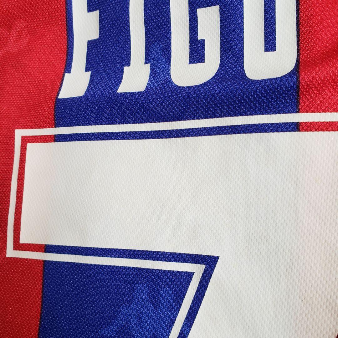 サッカー 希少 ユニフォーム 加入初年度 バルセロナ フィーゴ - メルカリ