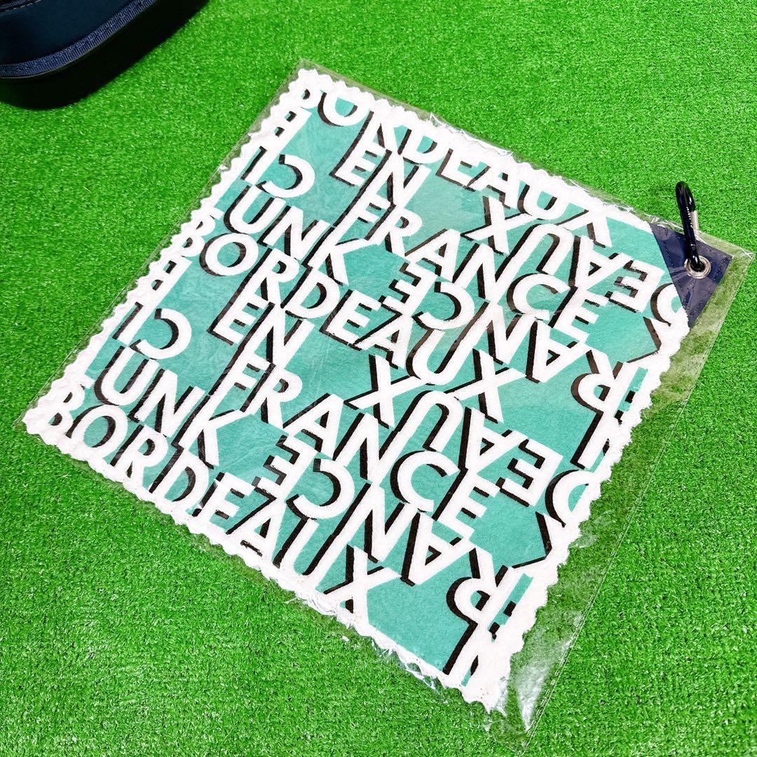 新品未使用 CLUNK キャディバッグ スタンド式 3.3kg 9.0型 軽量