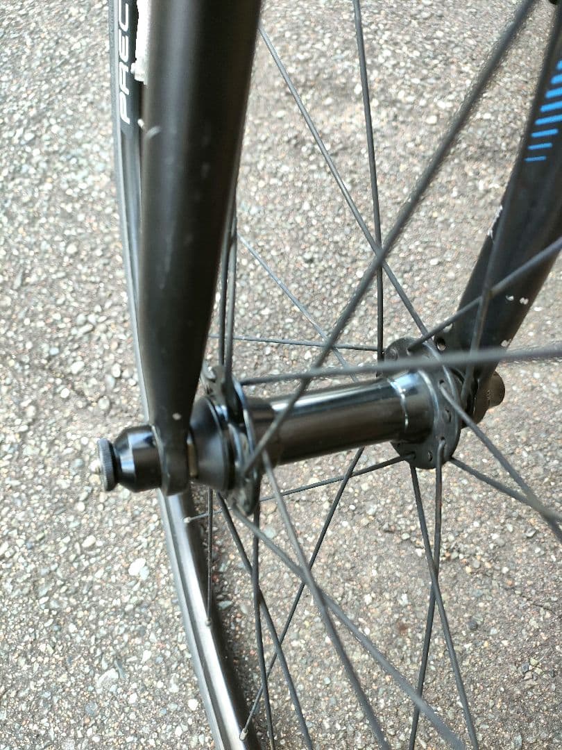 美品✨クロスバイク マットブラック 福岡市内と周辺限定配送 - メルカリ