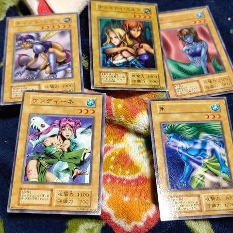 初期女モンスターセット 遊戯王 初期 女性モンスター15枚セット - メルカリ